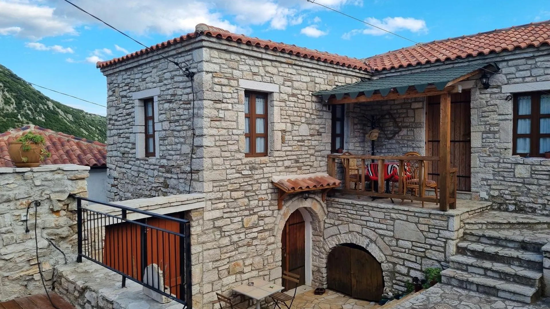 Villa Olive Old Qeparo